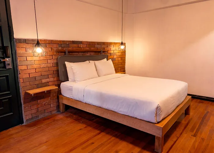 Selina Downtown 3*